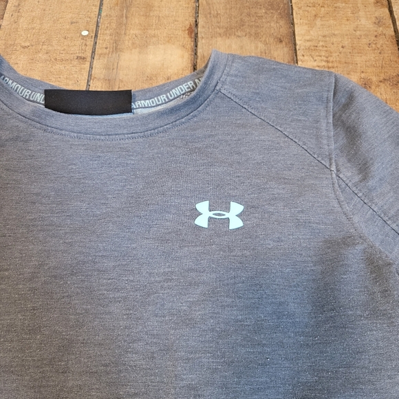 Under Armour Gray Long Sleeve Shirt - Picture 3 of 6